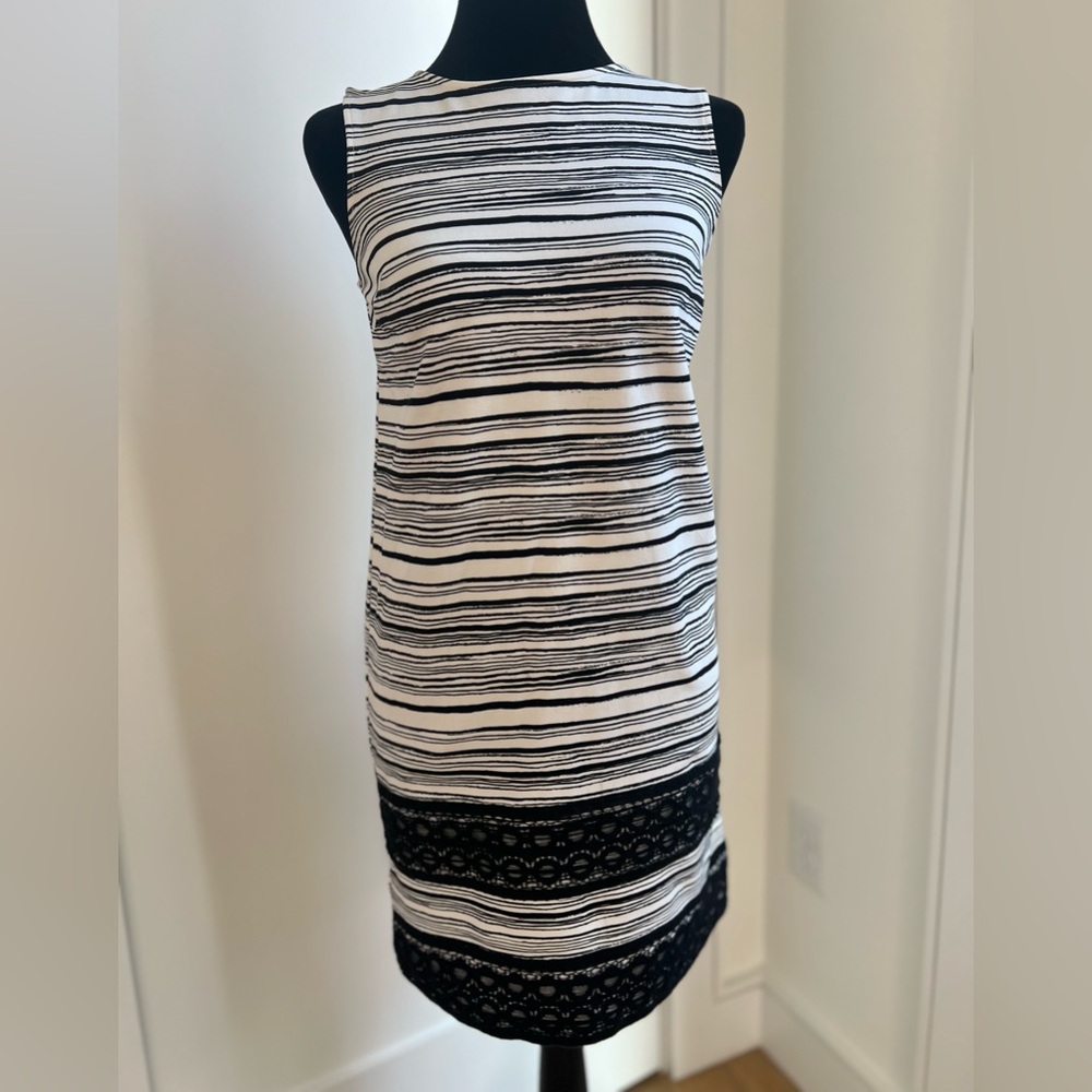 Ann Taylor black and white dress